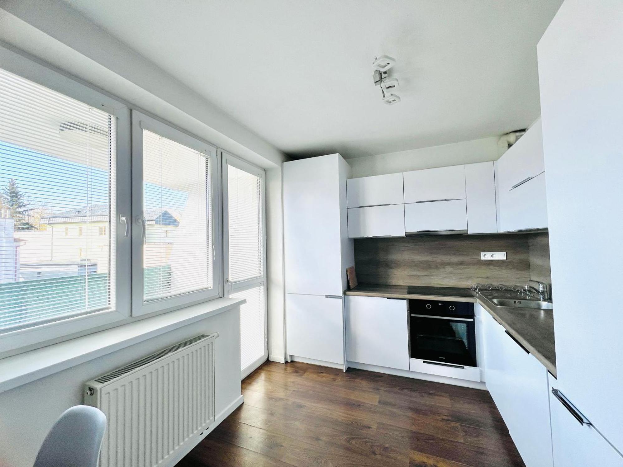 H5 2 Bedrooms With Balcony And Free Parking Apartman